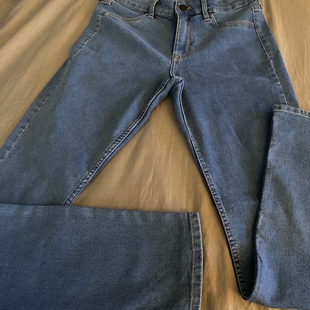 Awesome brand new H&M light denim 👩 jeans